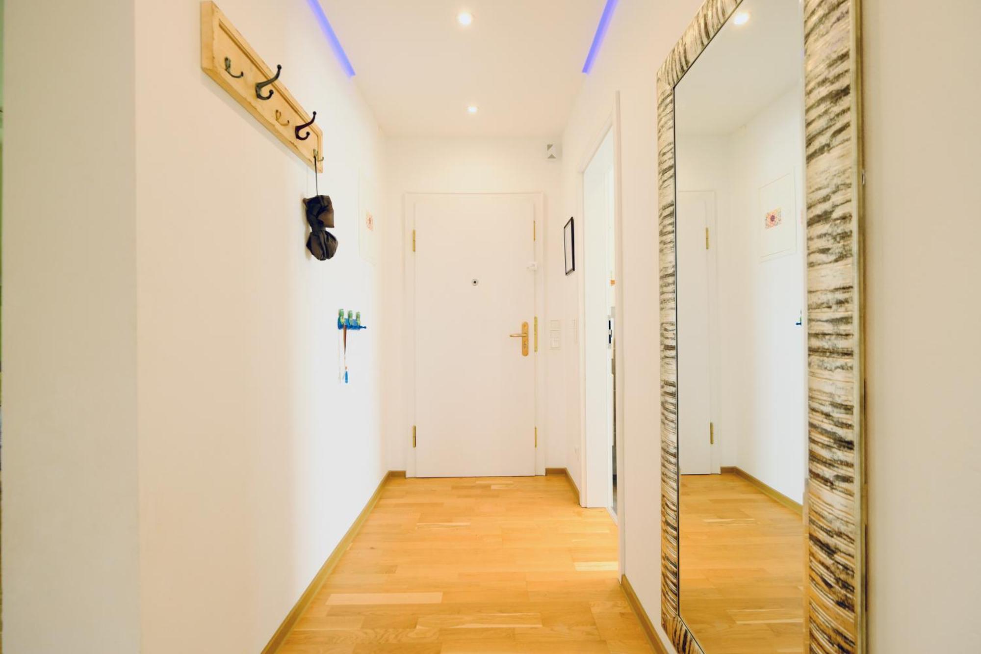 Happybnb - Stilvolles, Naturgelegenes Apartment Mit Blick Auf Den Mittellandkanal Und Die Wasserstadt Hannover - Kamin, Parken Und Spielplatz Dış mekan fotoğraf